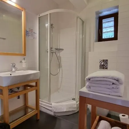 Vertigo Narie Отель типа 