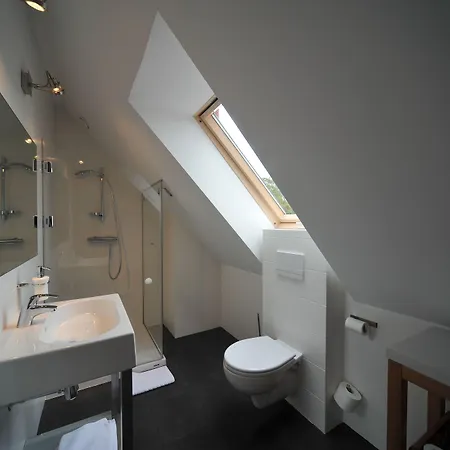 Vertigo Narie 3* Моронг